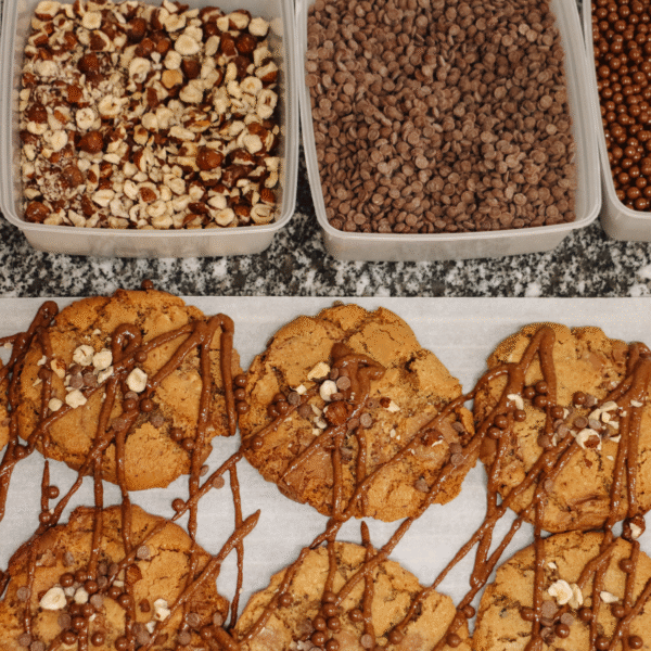 Cookie Chocolat Noir - Noisettes